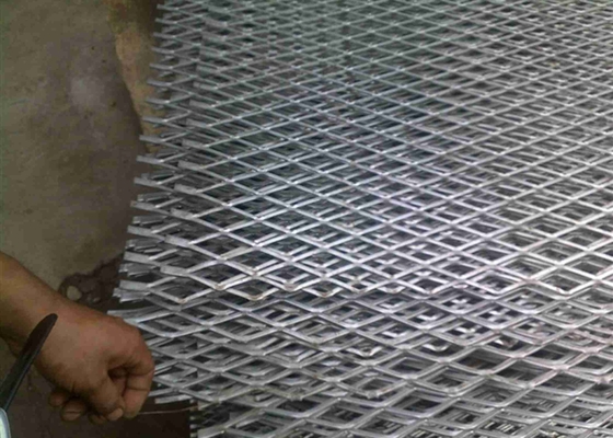 Malha de metal expandida aço inoxidável 304 elevada e achatada