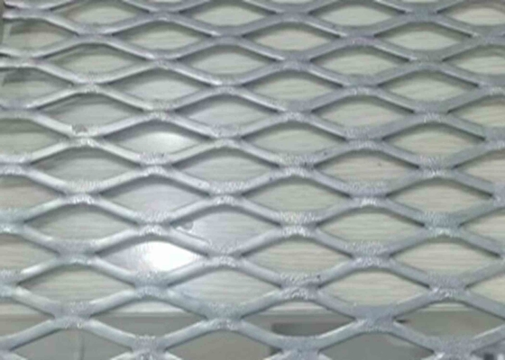 Metal expandido achatado de alumínio usado nas indústrias de construção