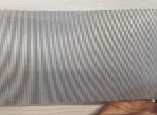 Cinturão de tela de extrusão de tecido de aço inoxidável holandês revestido inverso resistente à tração