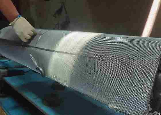 Tela de segurança de aço inoxidável à prova de insetos, grau 316, padrão, 30 metros de comprimento